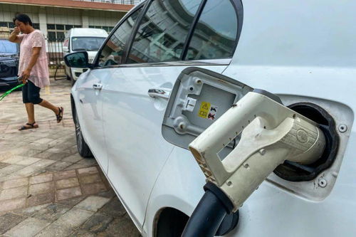 購(gòu)置免稅、充電優(yōu)惠、停車免費(fèi)——新能源汽車消費(fèi)迎來多重利好